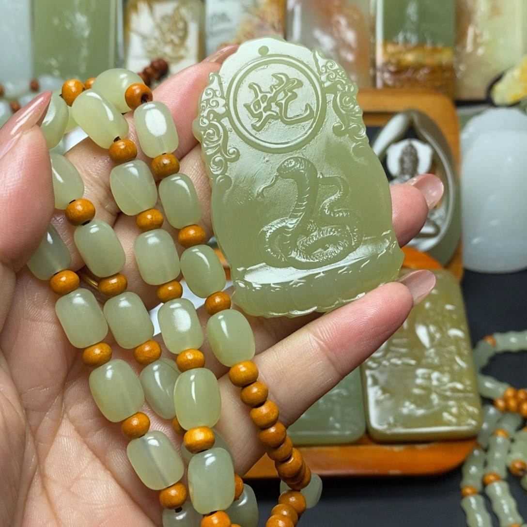 盆景石方解石生肖蛇