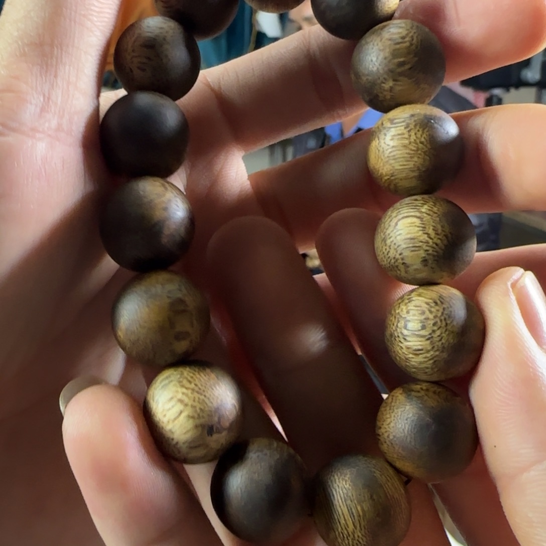 a***g奇楠沉香手串卡1.5 16.9