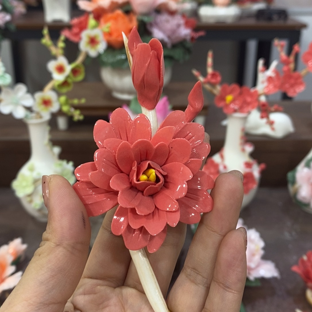 摆件陶瓷手工花摆件
