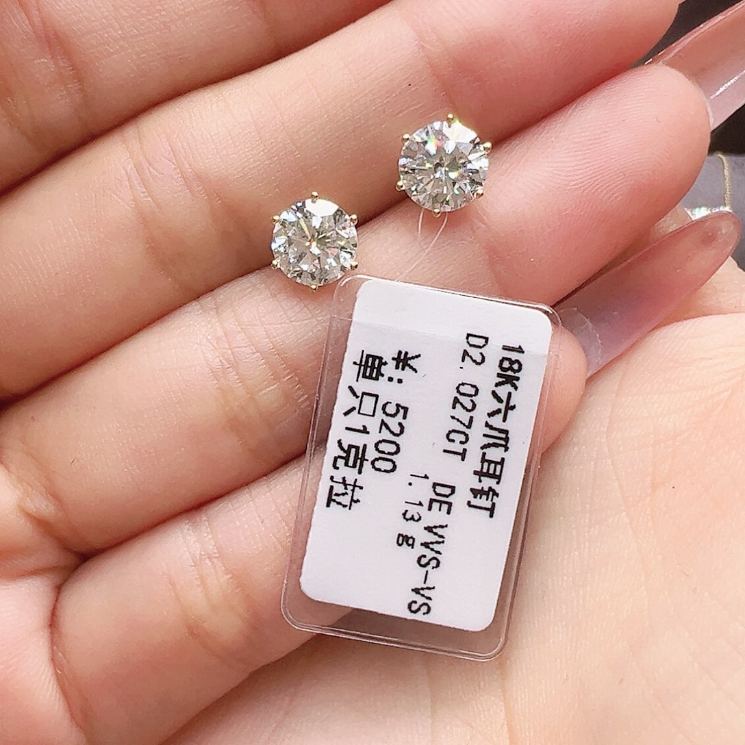 耳钉实验室培育钻石18K金镶嵌2.027ctK黄六爪耳钉单只约1克拉