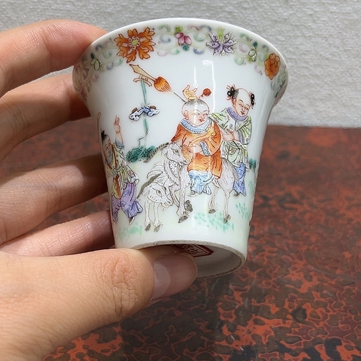 真***梦瓷片精美的的陶瓷摆件……