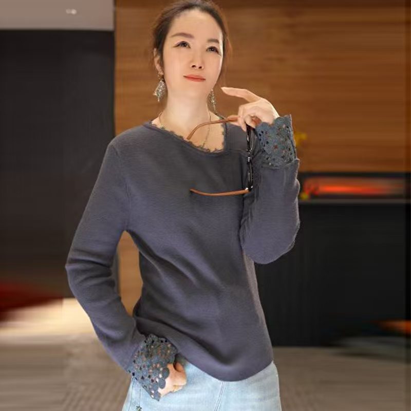秋冬新款小香风立体勾花斜肩领针织衫打底显瘦气质上衣