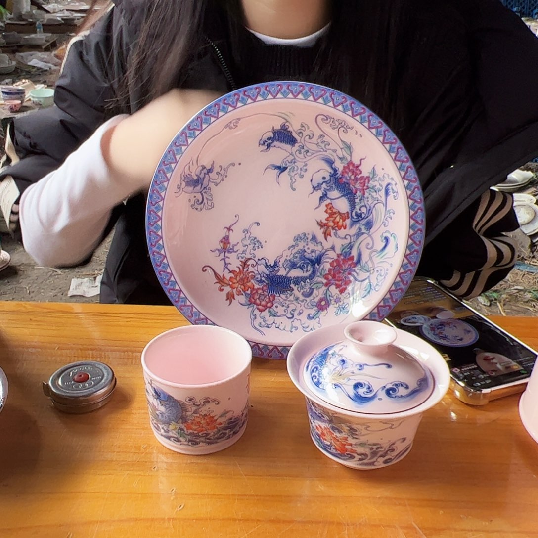 摆件瓷景德镇红xixi鱼化龙一整套（带支架）