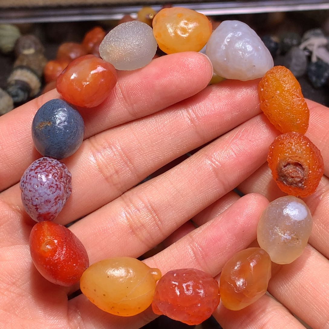 未镶嵌玛瑙/玉髓珠宝半成品