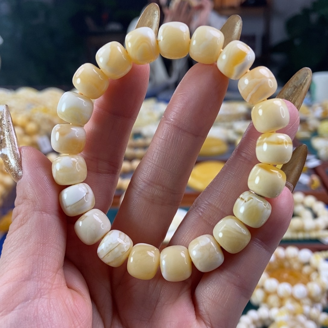 琥珀珠宝奇石未镶嵌10老型15.51