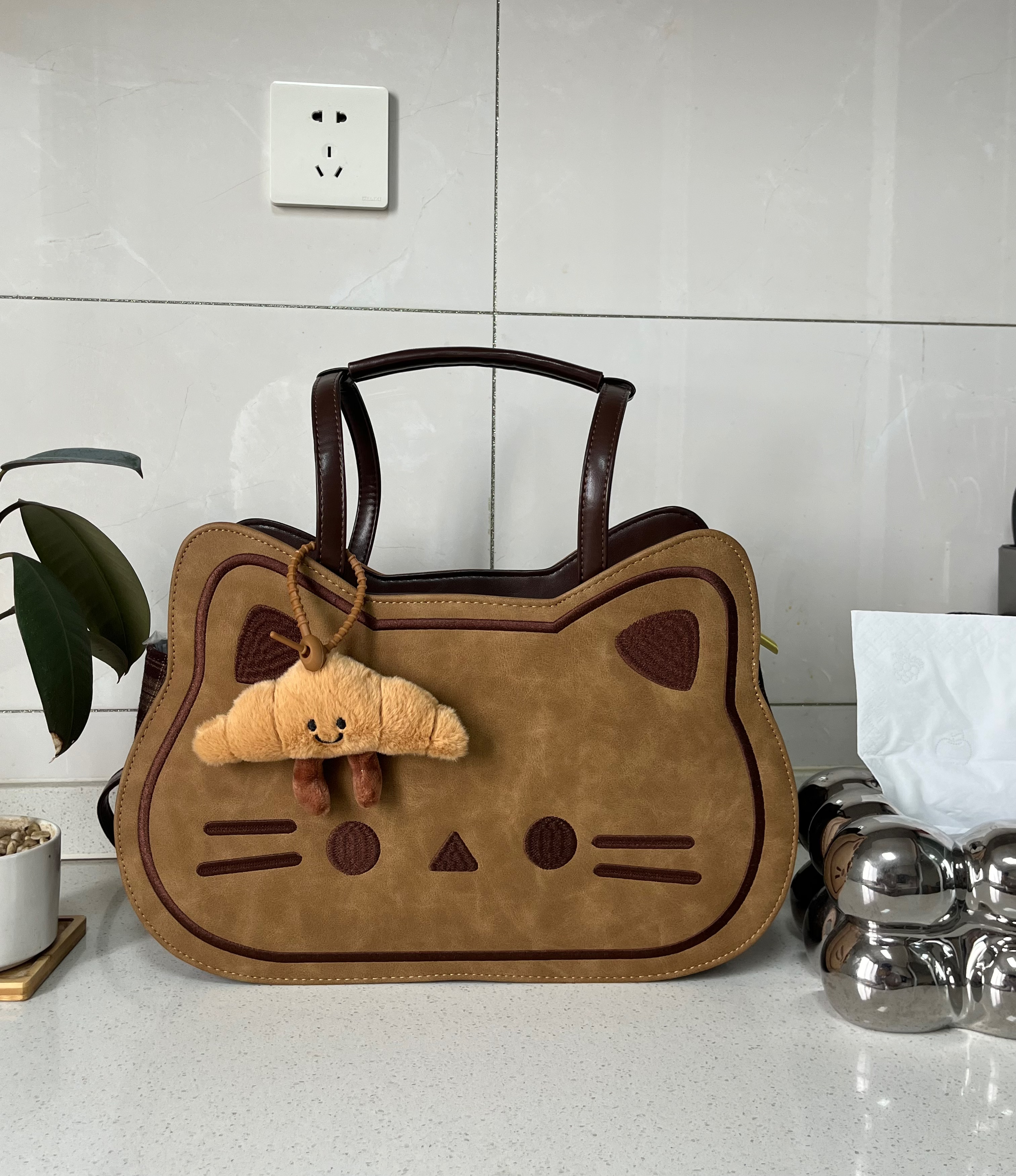 【炭烧饼干】棕色牛角包小猫大容量多背包可双肩单肩斜挎 
