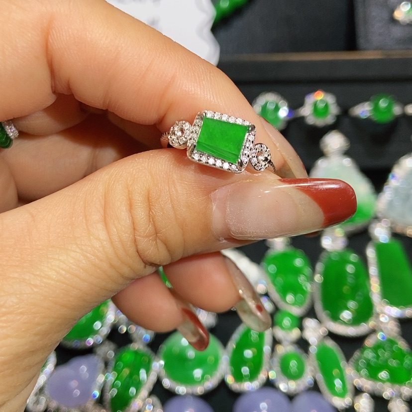 【闪购商品】翡翠戒指未镶嵌天然翡翠