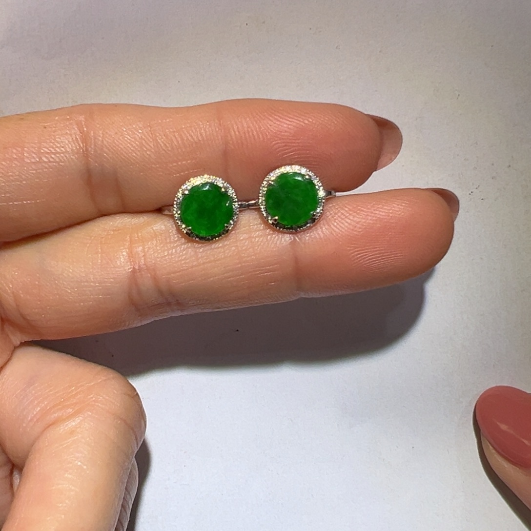 翡翠颈饰18K金镶嵌耳包