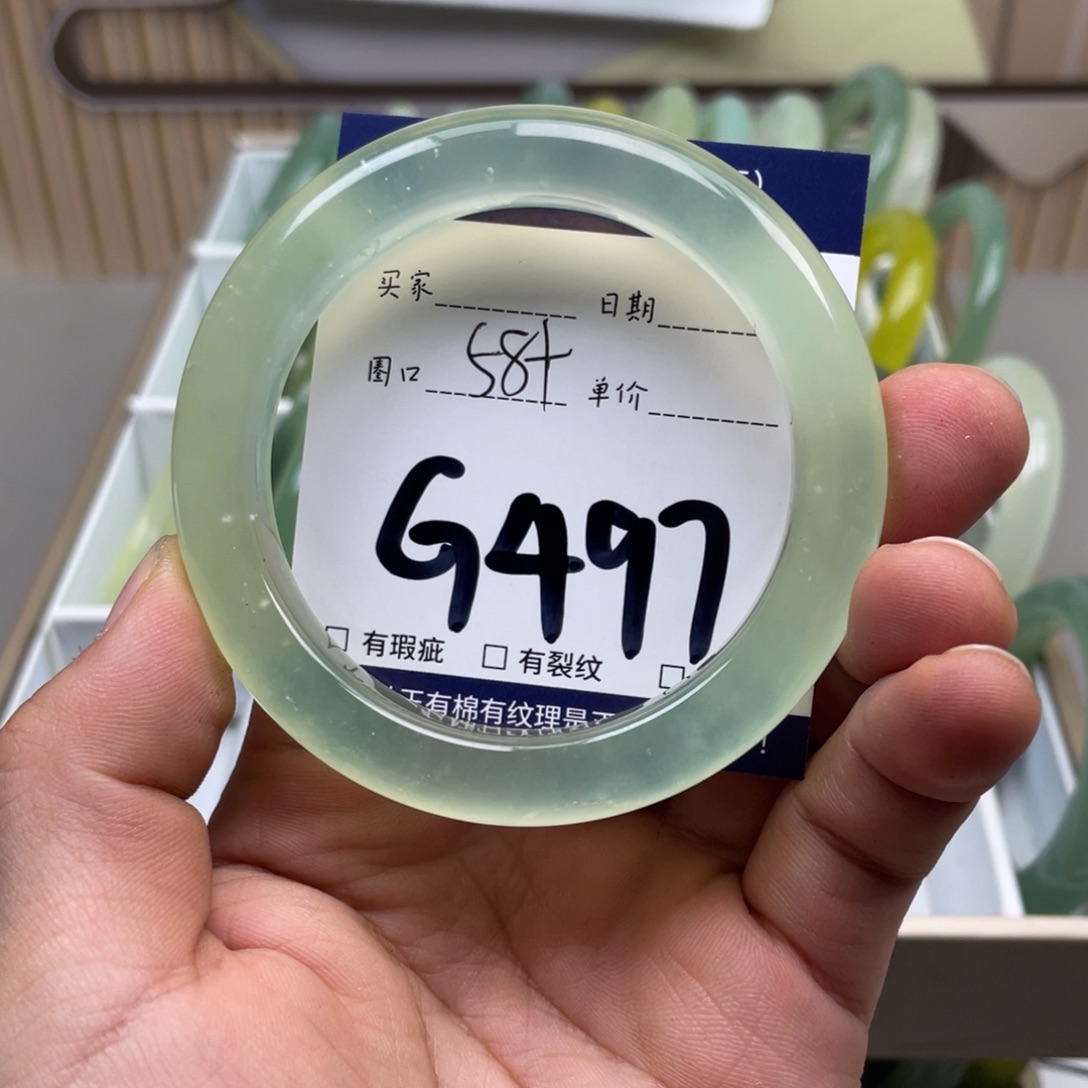 岫玉手镯手镯未镶嵌
