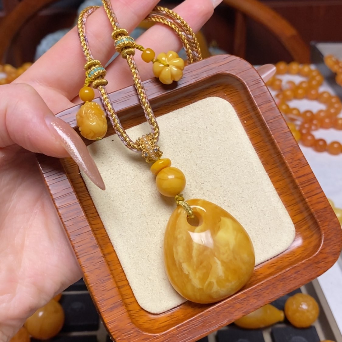 【闪购商品】蜜蜡颈饰未镶嵌项链