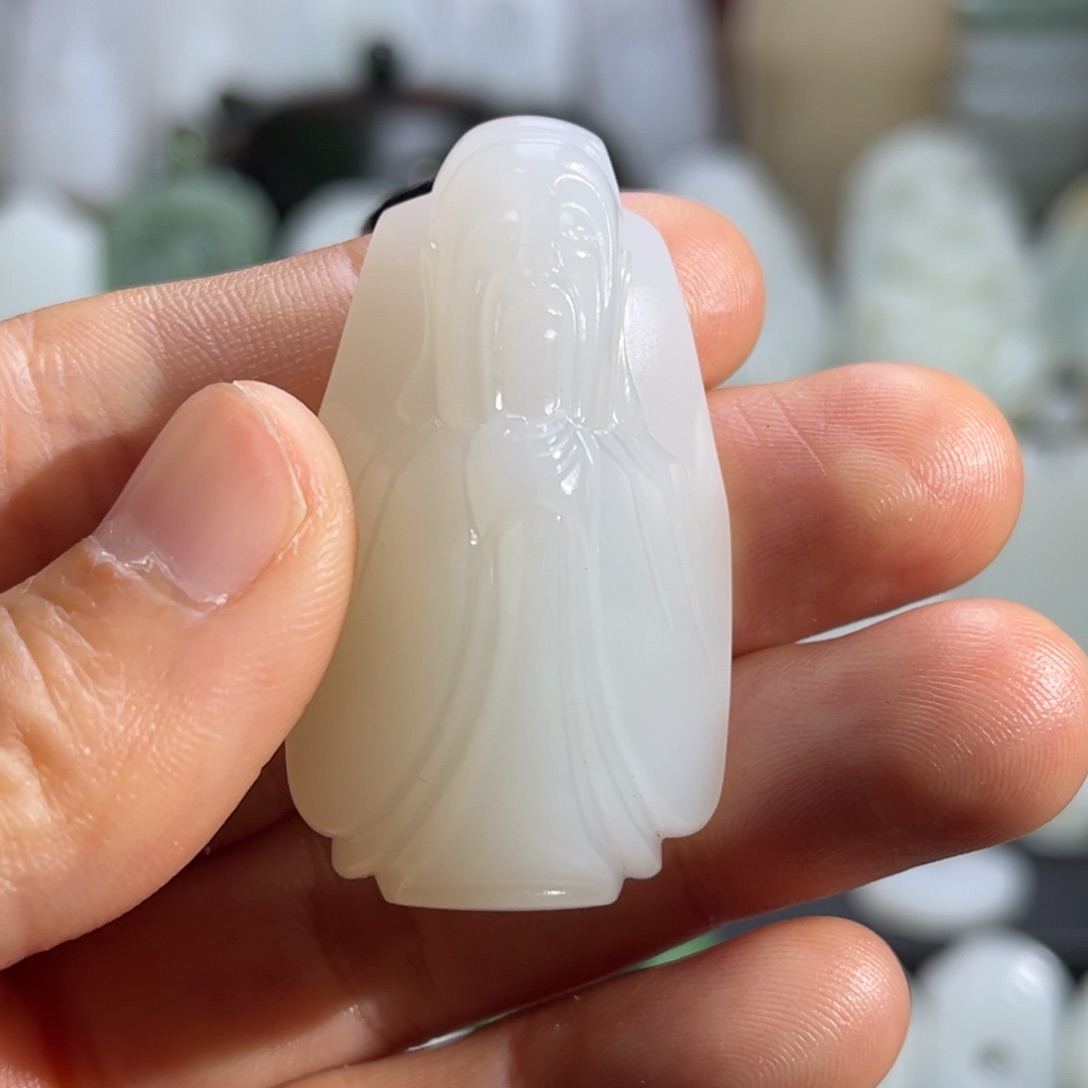 和田玉吊坠(赠链)未镶嵌