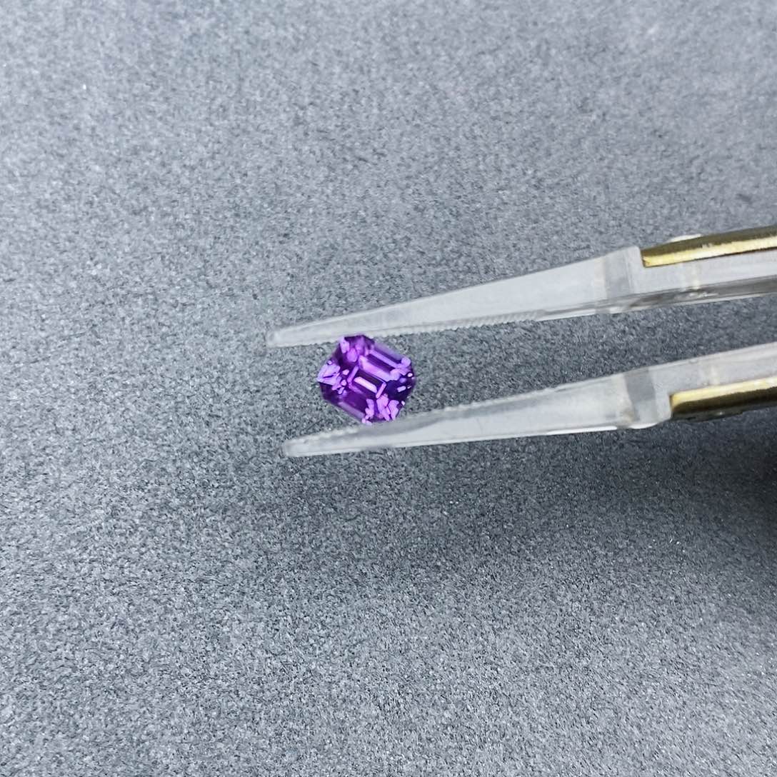 彩色蓝宝石裸石未镶嵌1.15ct 吉尔德无烧薰衣草