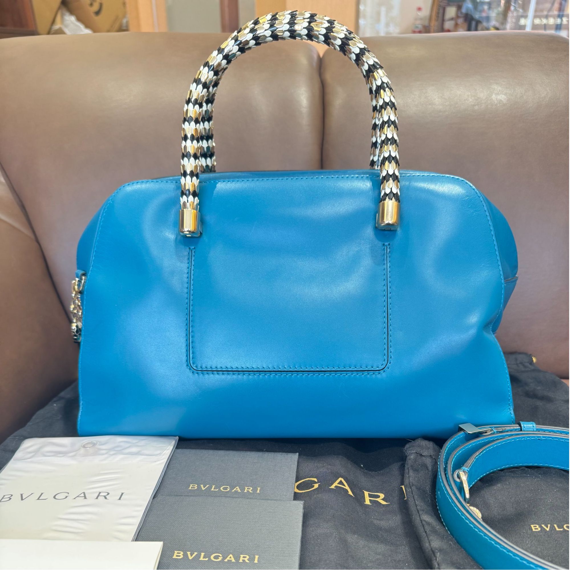99新 BVLGARI/宝格丽 天湖蓝全皮保龄球斜挎包/98新全套