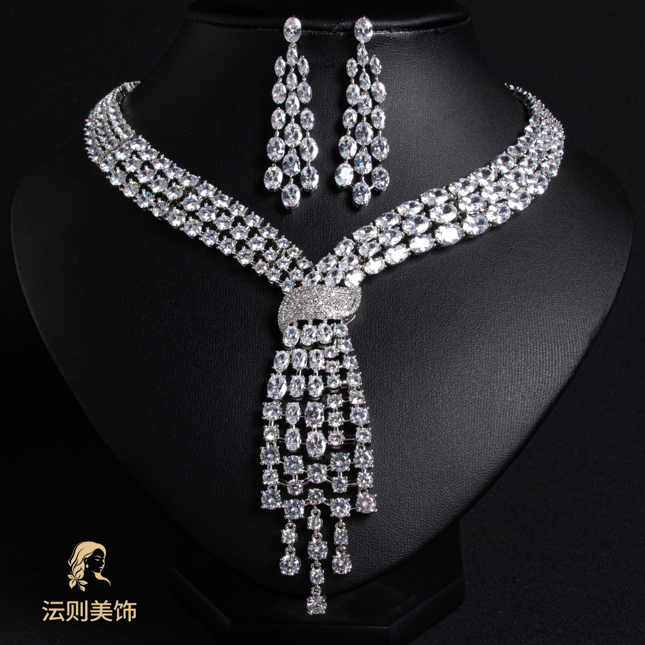 铜合金锆石项链 H123《流光雅坠》时尚气质绿色排钻项链套