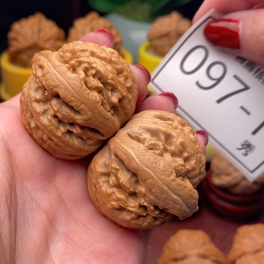 文玩核桃把件霸王龙42