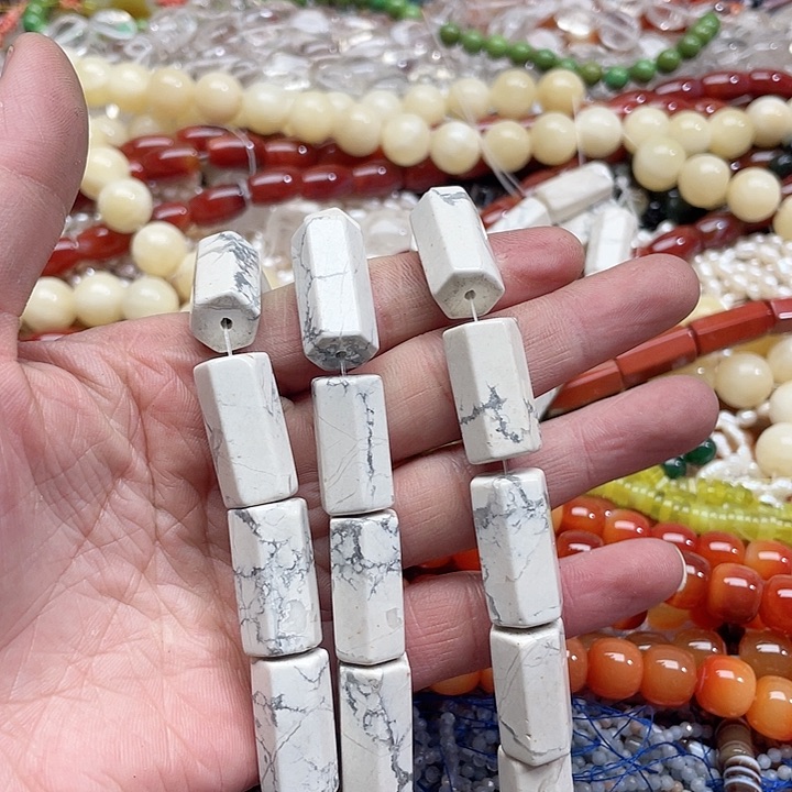 玛瑙/玉髓珠宝半成品未镶嵌一条12x25mm白松桶珠