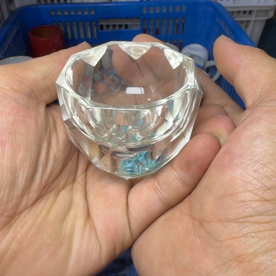 微瑕疵介意勿拍陶瓷器皿W819