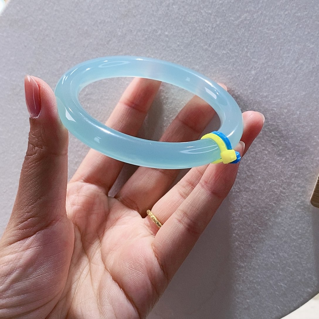 玛瑙/玉髓手镯未镶嵌58.8