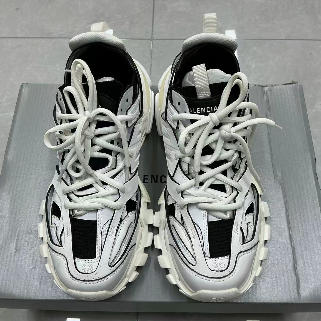 99新 Balenciaga/巴黎世家 track黑白色休闲运动鞋38码