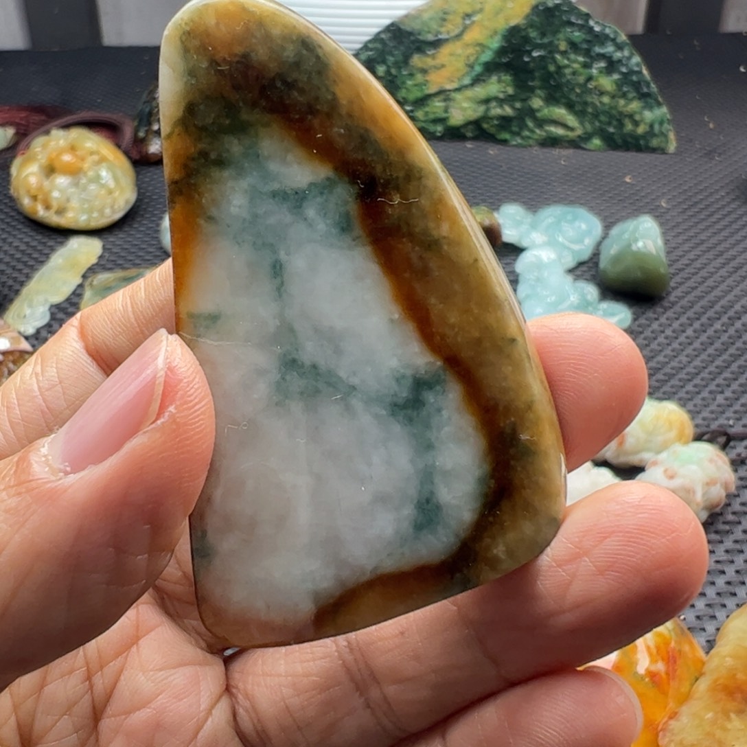 翡翠裸石缅甸翡翠