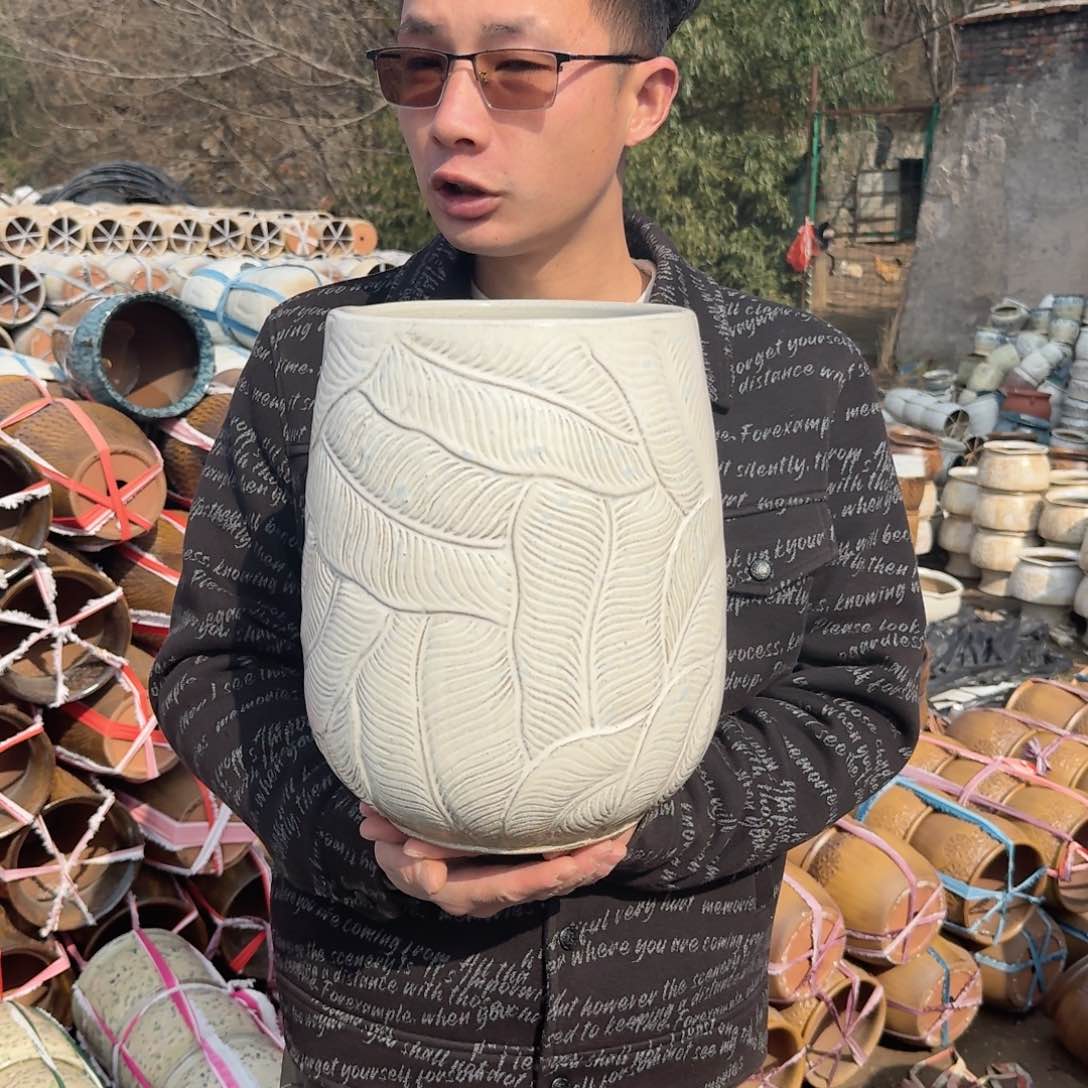 紫砂花盆口21高31（一个芭蕉叶白色