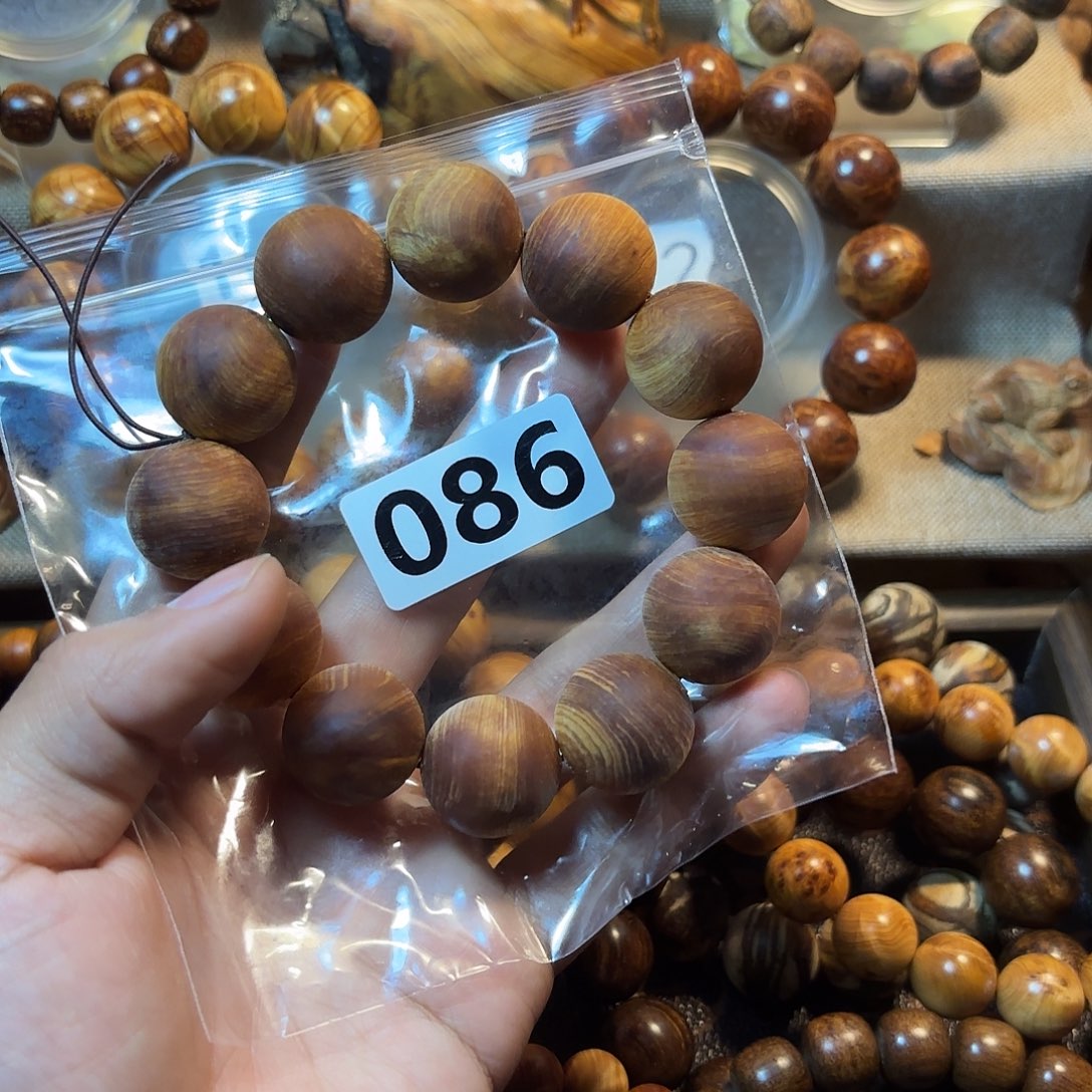 幸****柏木（崖柏）城口崖柏2.0无抛光—086