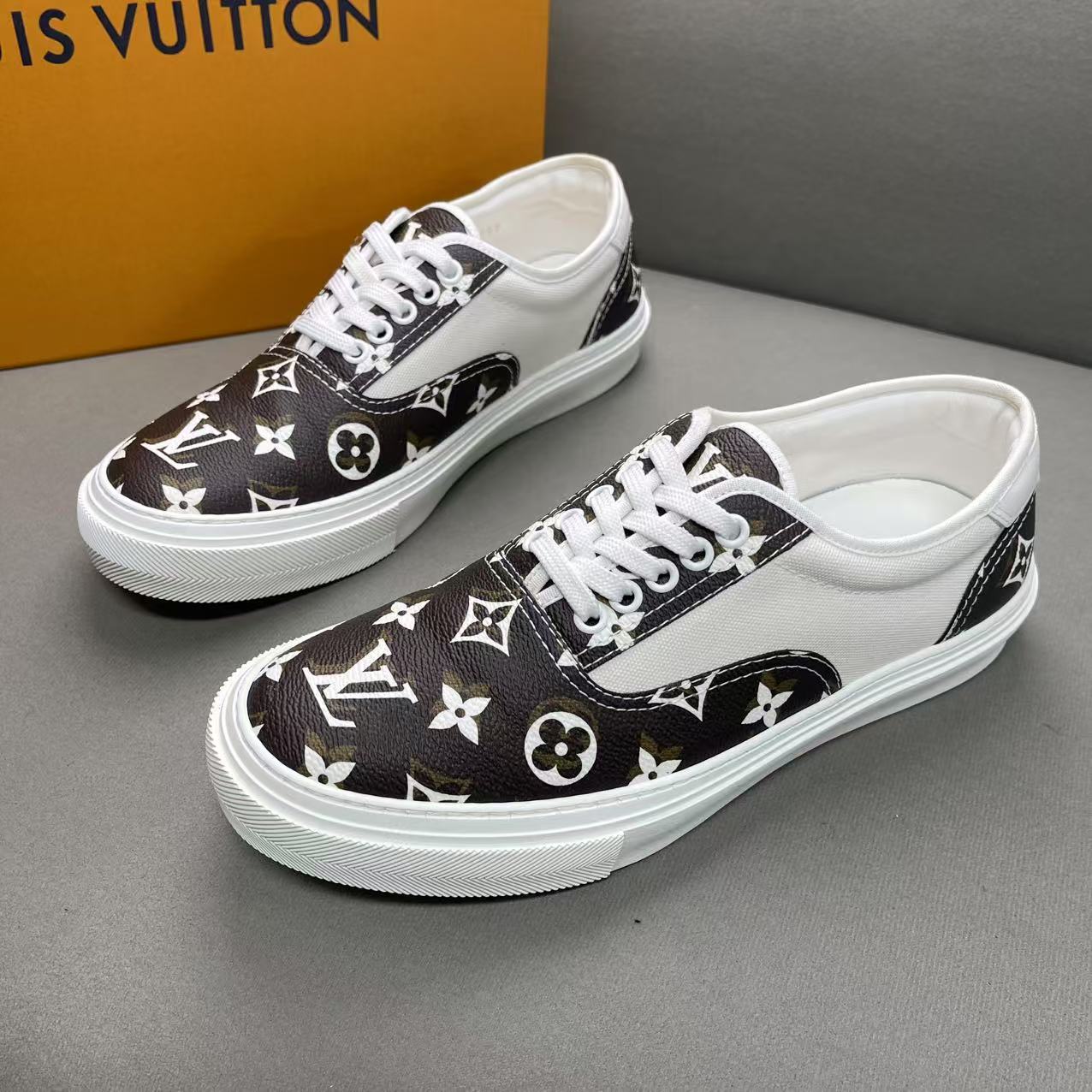 LouisVuitton/路易威登白棕半印老花时尚百搭低帮板鞋 40码/96新