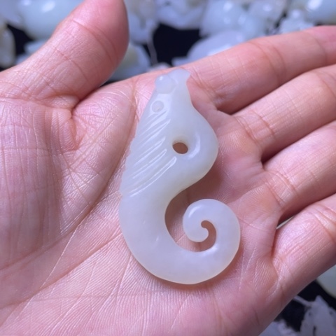 和田玉未镶嵌吊坠(不含链)