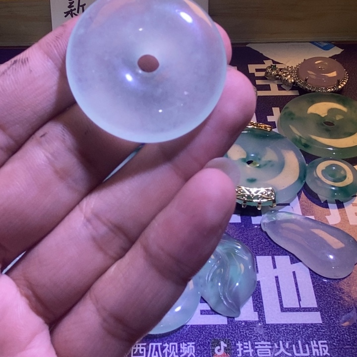 迷*哥吊坠百搭男女款多样性发其一