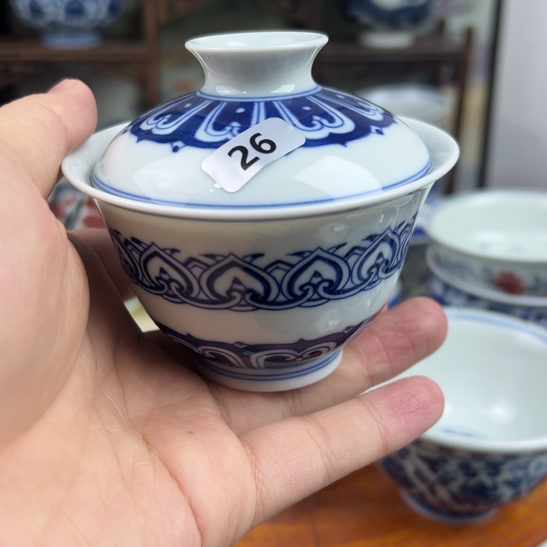 26。           盖碗