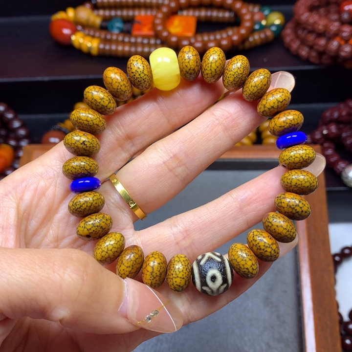 星月菩提吊坠菩提