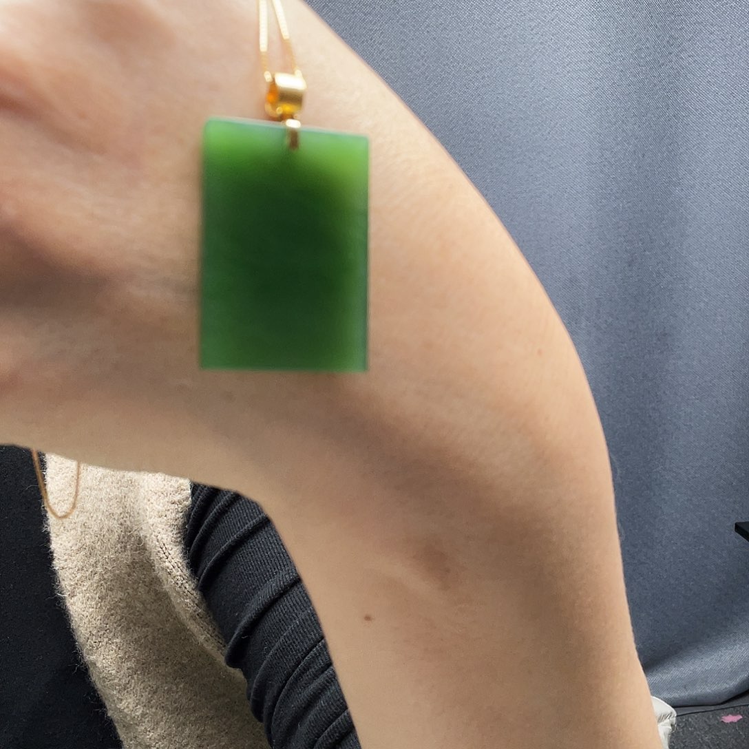 @***光和田玉18K金镶嵌颈饰