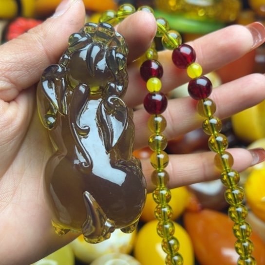 琥珀手串未镶嵌蜜蜡