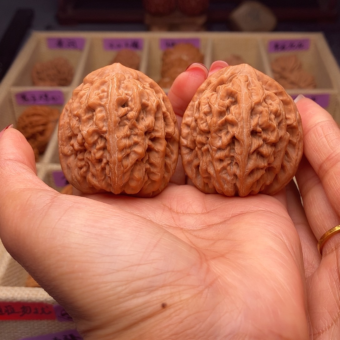 把件文玩核桃红锦鲤42