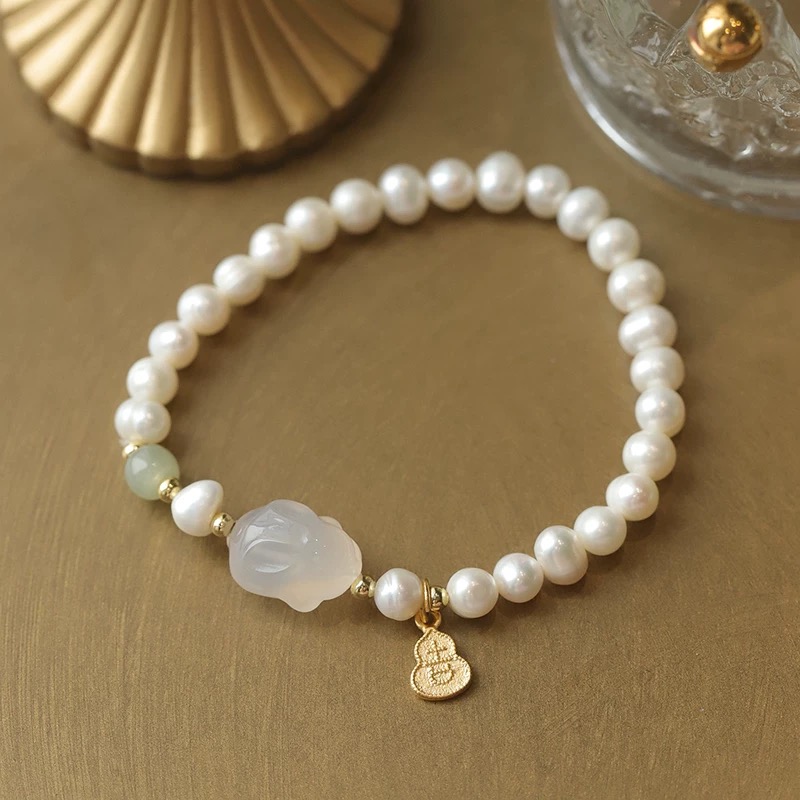 【玉兔】约6-7mm淡水无核珍珠手串和田玉轻奢百搭手链   DSL00825