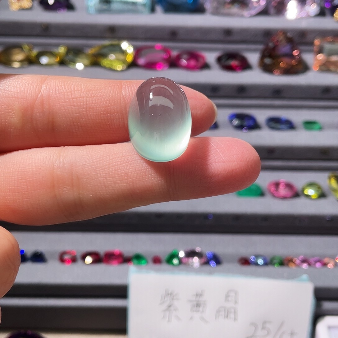 葡萄石裸石未镶嵌35ct