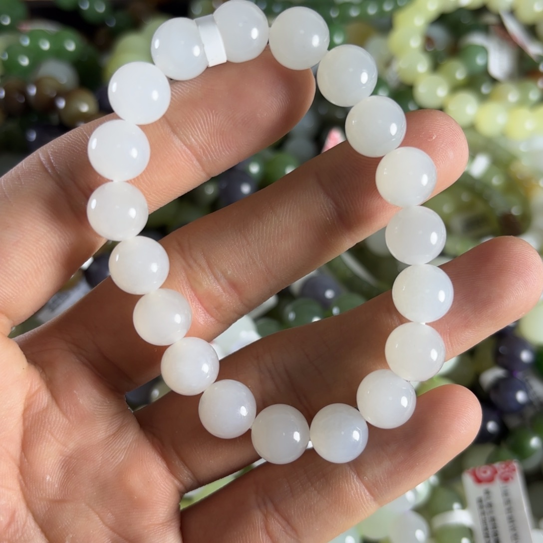 未镶嵌和田玉手链22