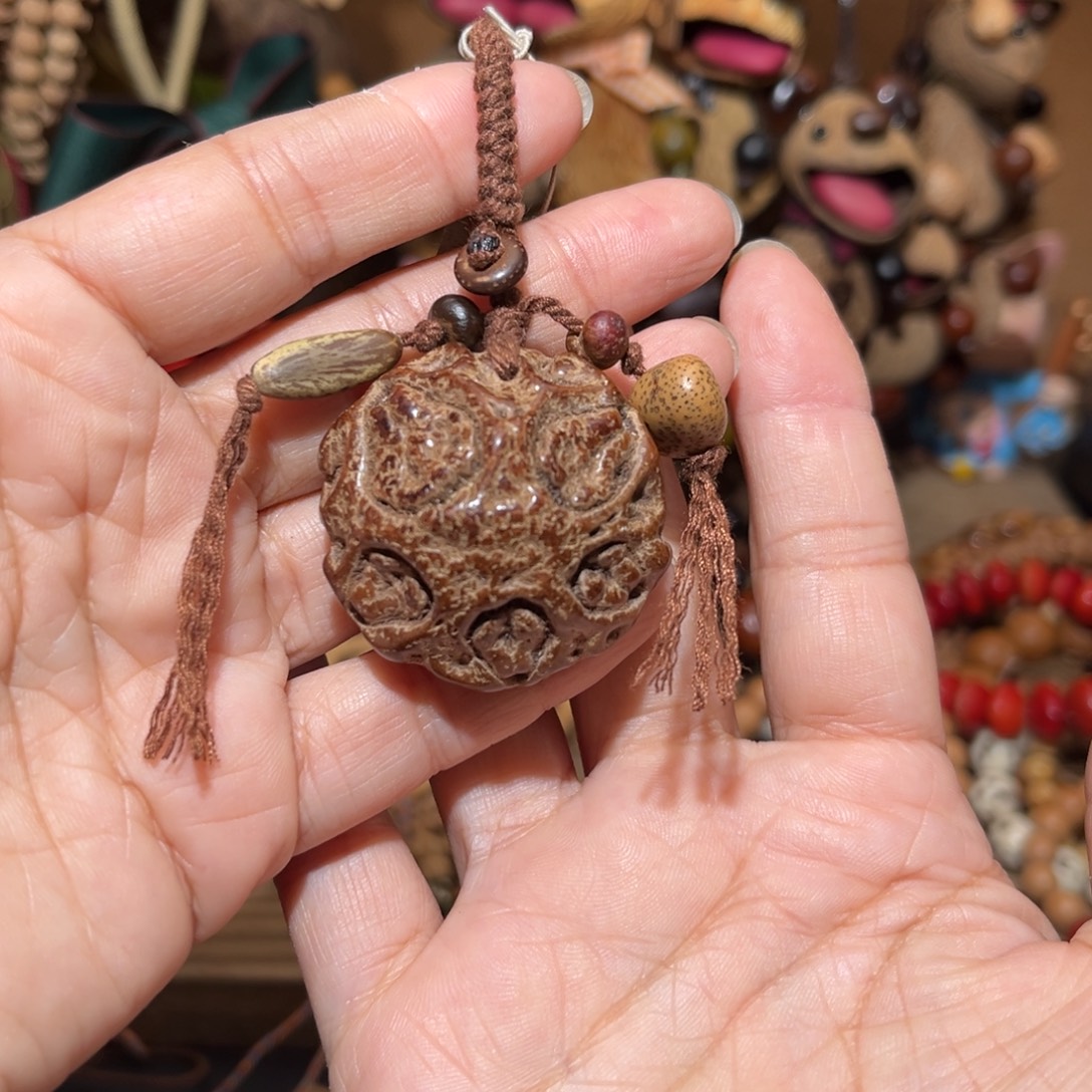 草珠菩提吊坠鬼脸挂件1