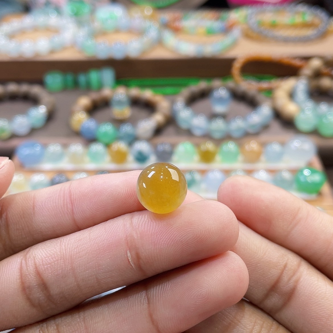 【闪购商品】翡翠颈饰未镶嵌鸡油黄