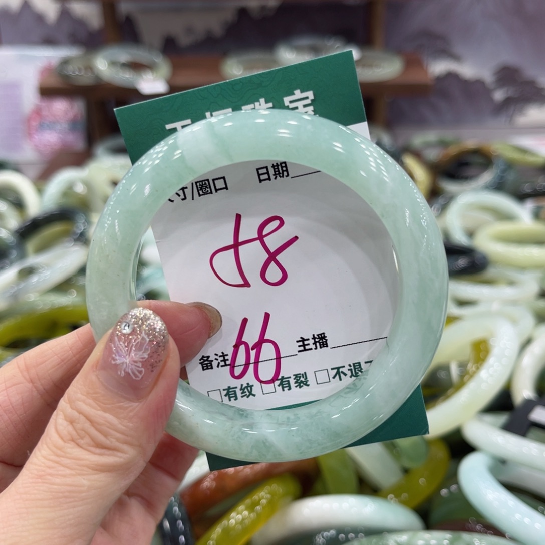 岫玉未镶嵌手镯手镯