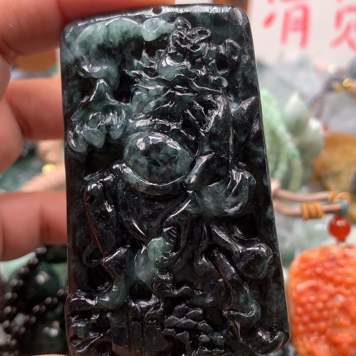 翡翠颈饰未镶嵌保真天然A货翡翠