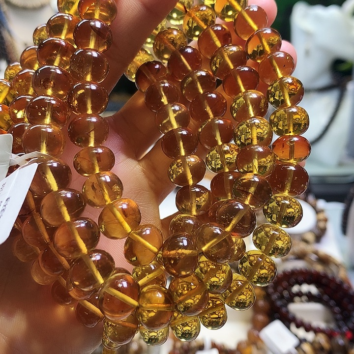 u***w琥珀未镶嵌裸石360