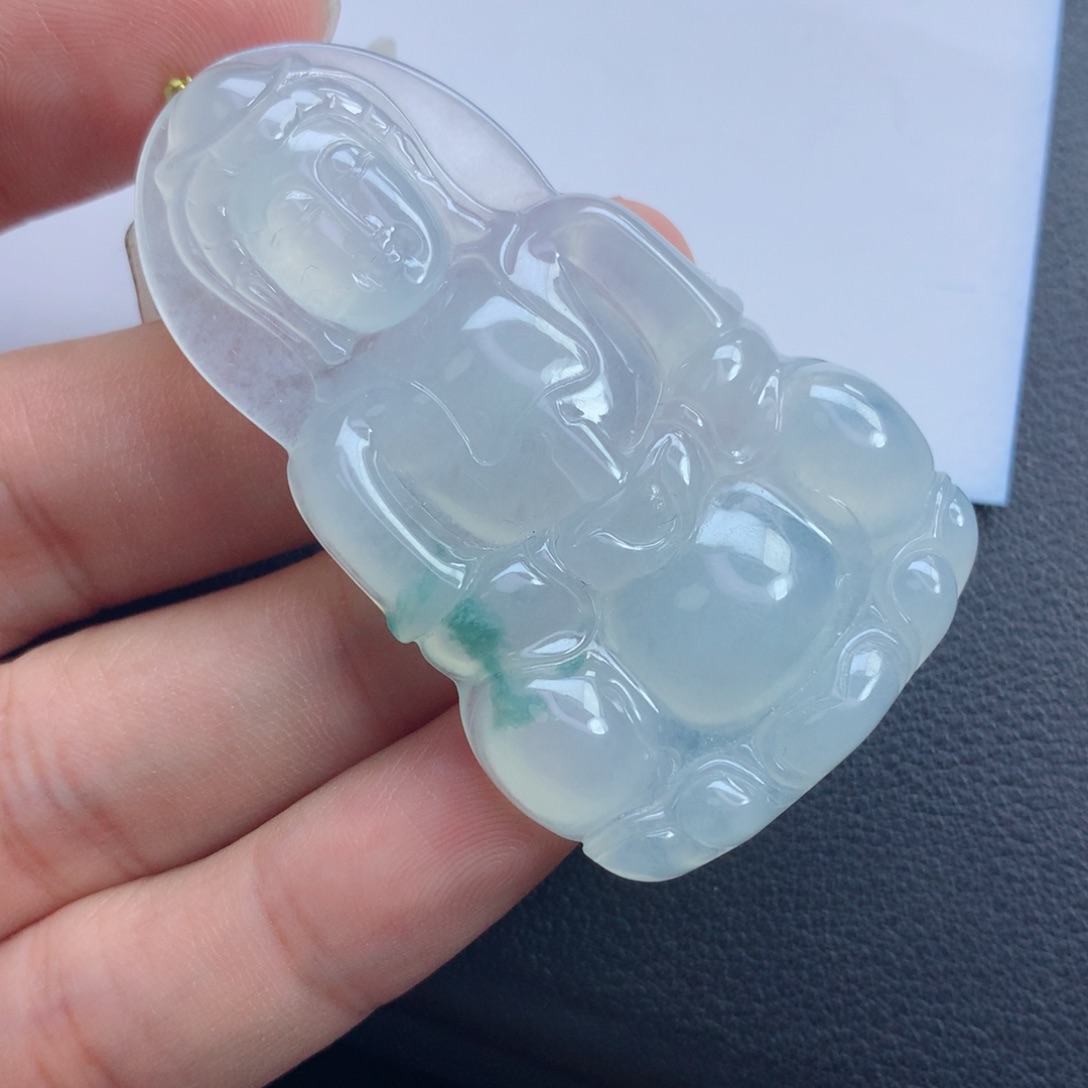 翡翠颈饰未镶嵌观音