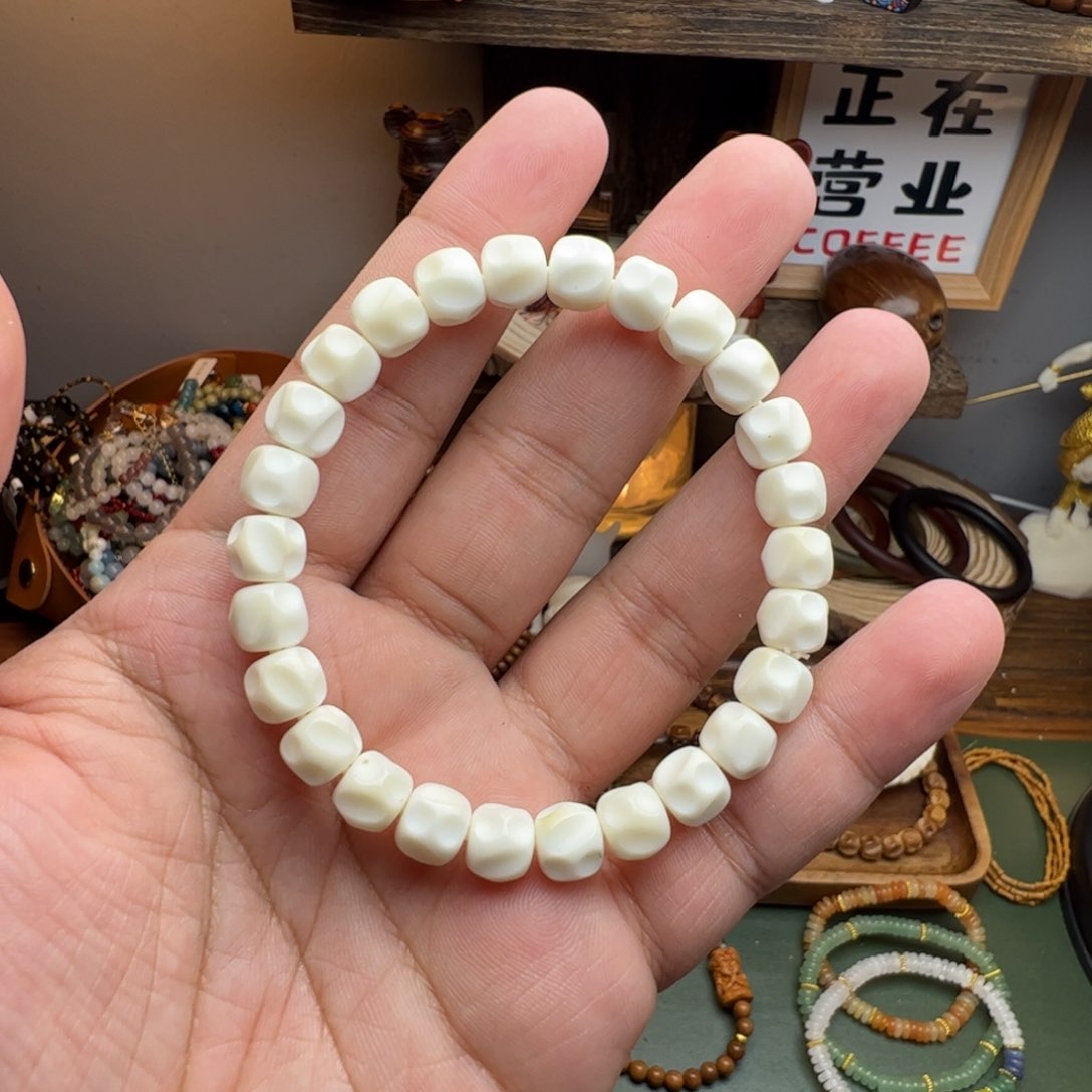 菩提根/象牙果手串