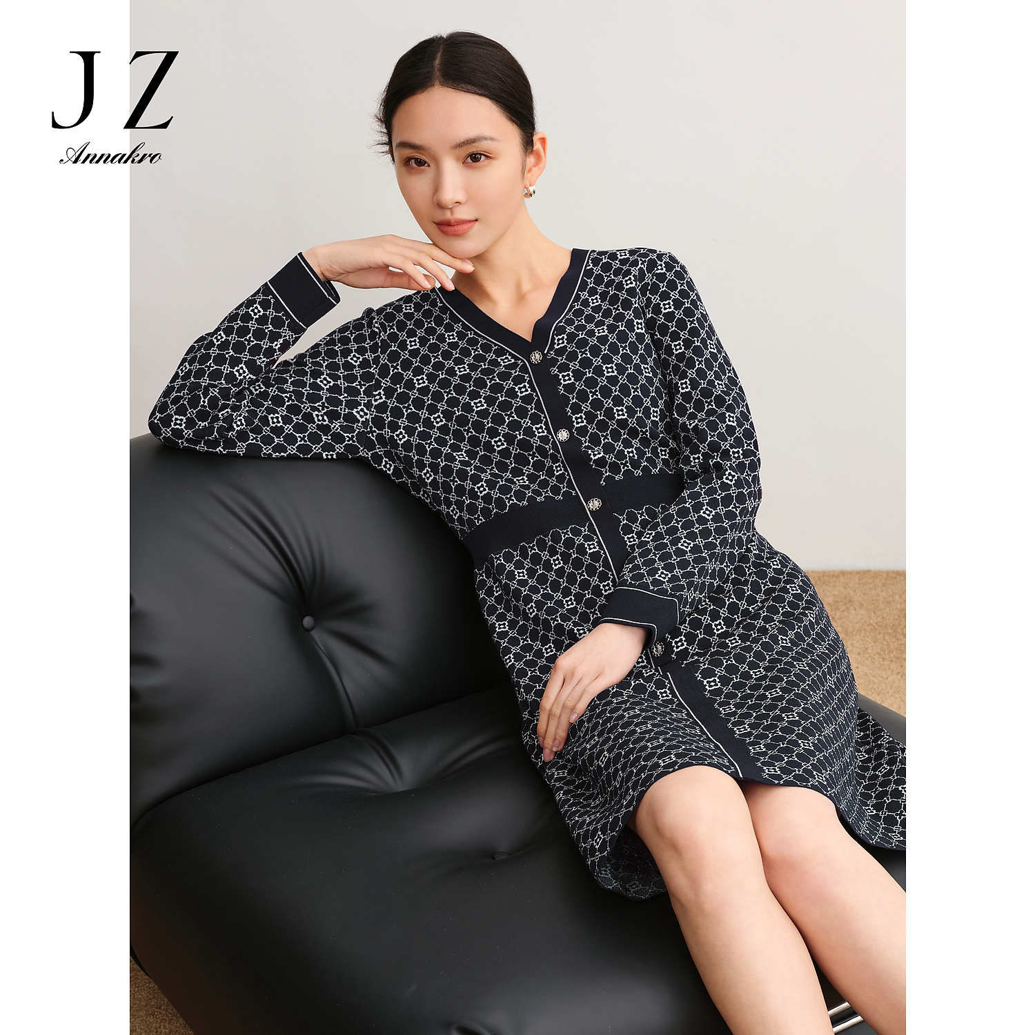 商场同款JZ玖姿优雅复古老花毛衫连衣裙女2023秋新款JWDQ31401