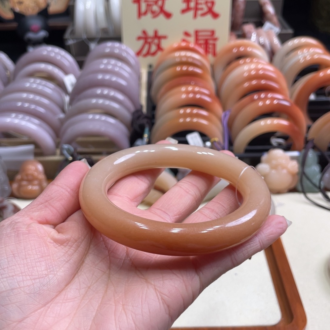 未镶嵌手镯石英质玉好***6