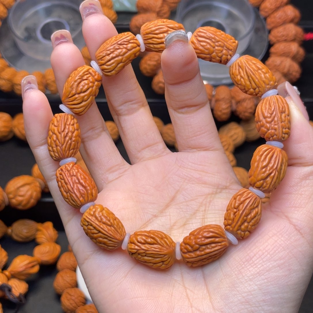 桃核手串1.3尺寸网红大枣（10号链接）