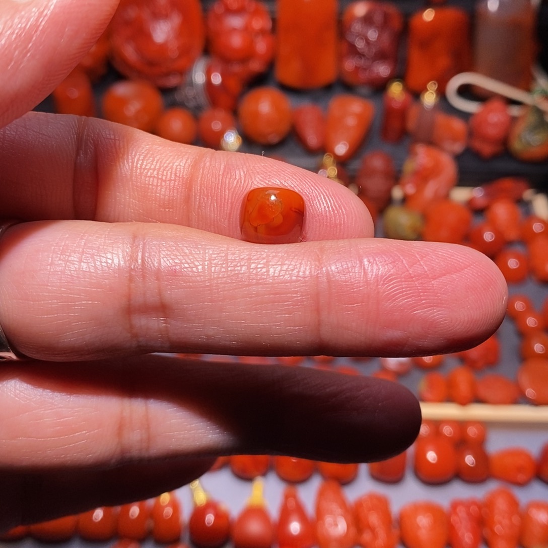 多***婧南红玛瑙未镶嵌火焰纹9.3