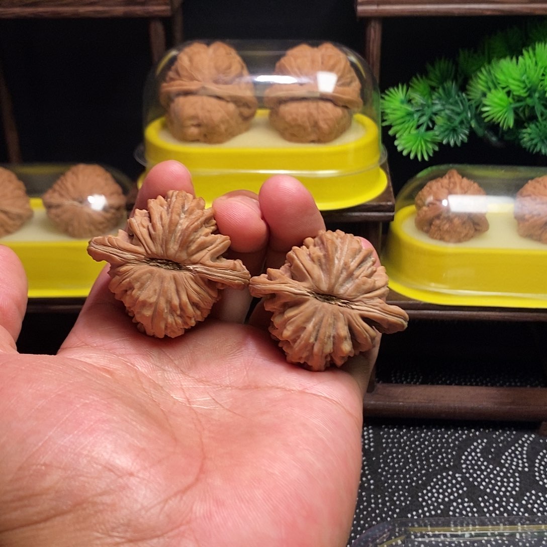 把件文玩核桃四座楼
