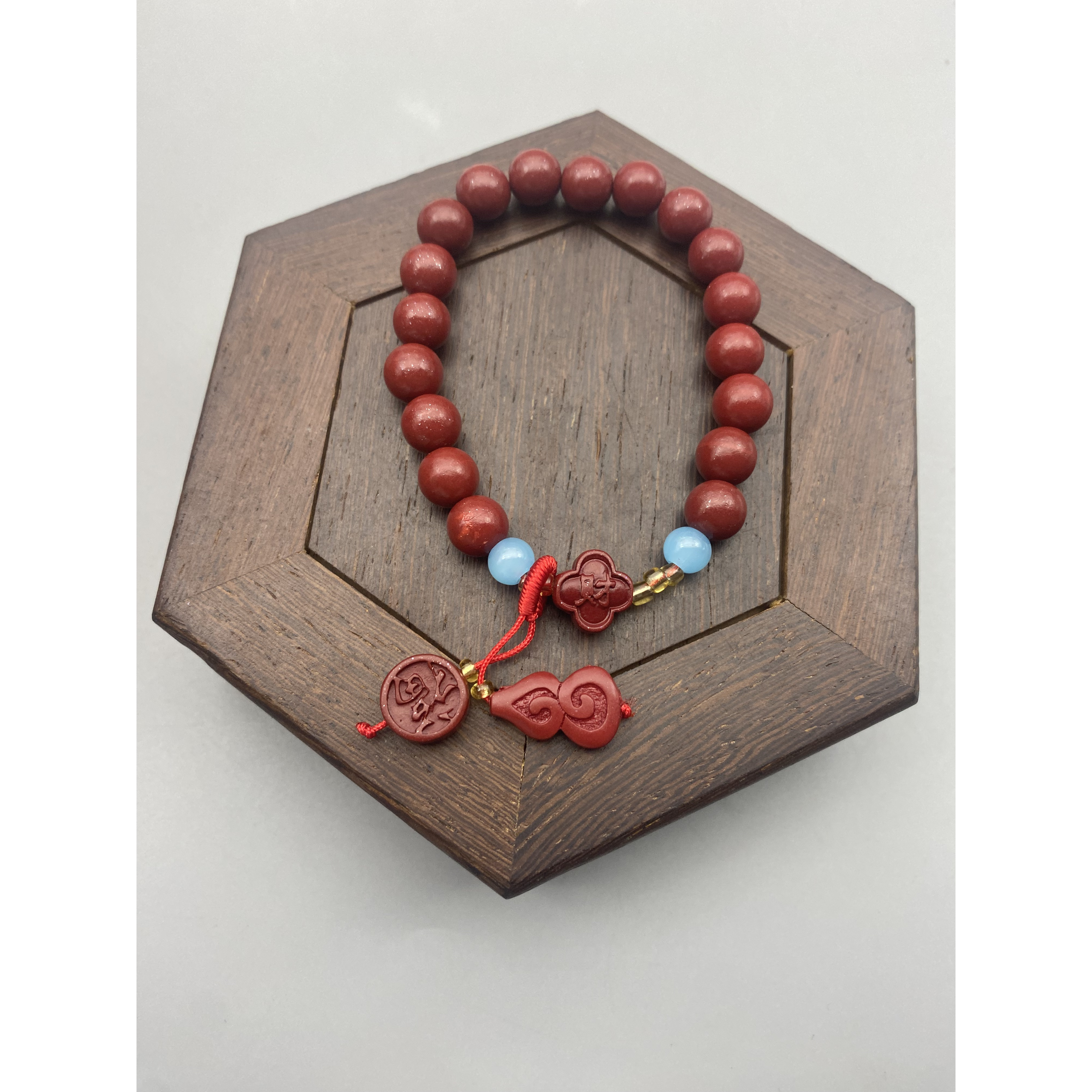 含辰砂工艺品ZA1002-经典8mm带福牌滴流手串
